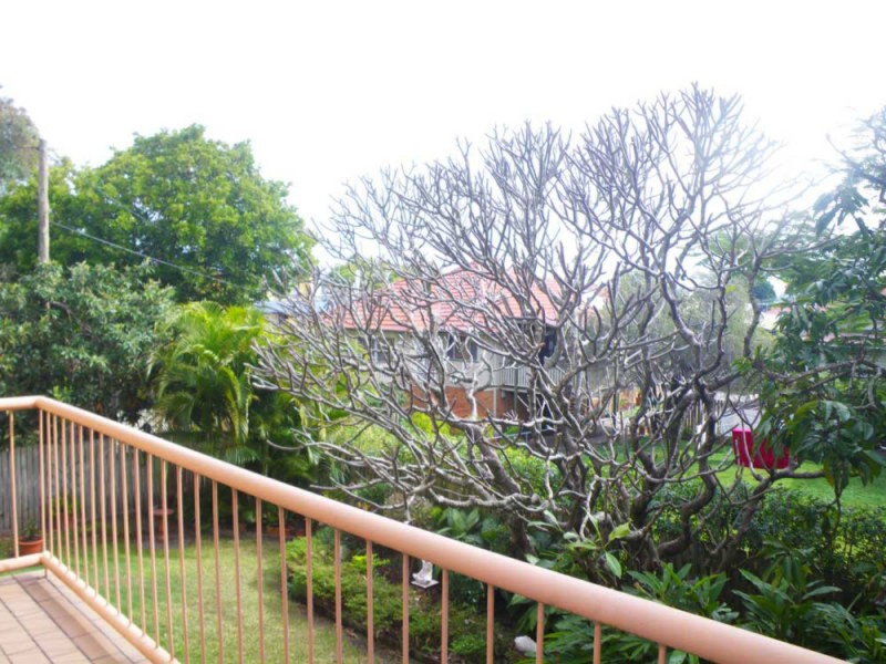 3/50 Douglas Street, Greenslopes QLD 4120