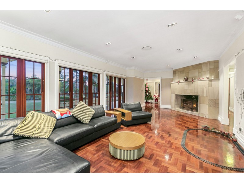 89 Oakridge Street, Burbank QLD 4156