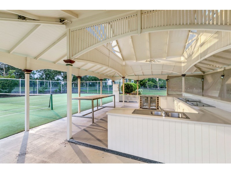 89 Oakridge Street, Burbank QLD 4156