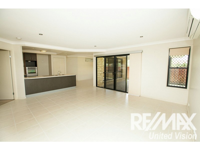 7 Figtree Place, Wakerley QLD 4154