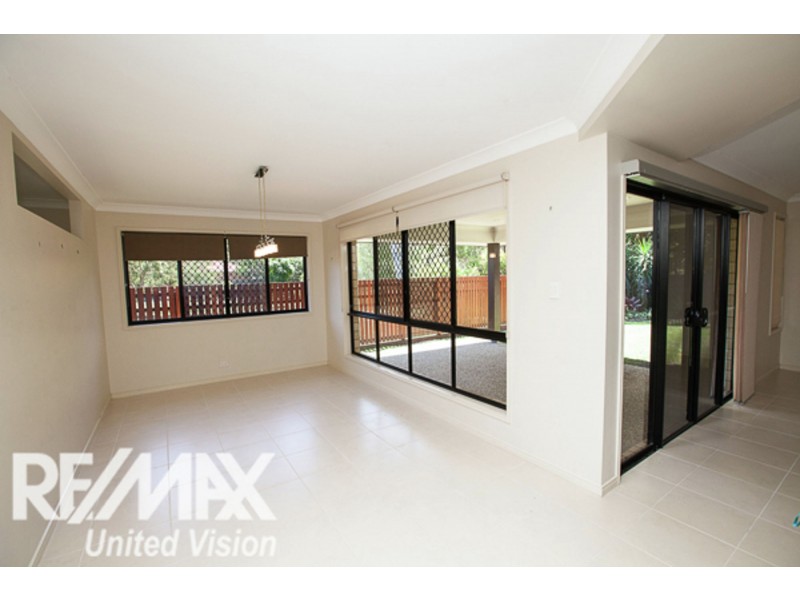 7 Figtree Place, Wakerley QLD 4154