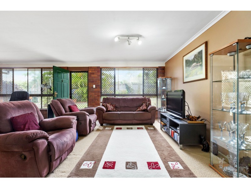 212 Upper Lyndale Street, Shailer Park QLD 4128