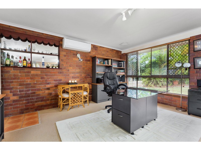 212 Upper Lyndale Street, Shailer Park QLD 4128