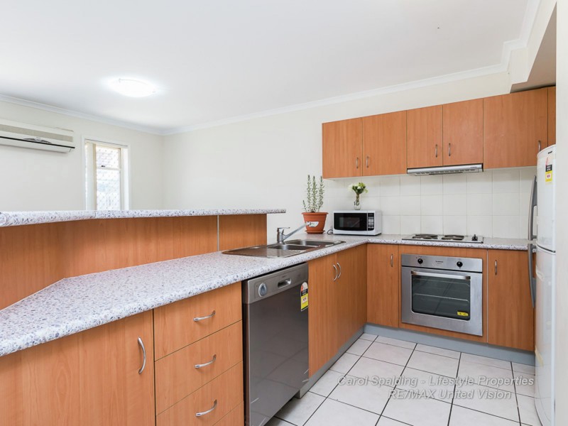 8/215 Creek Road, Mount Gravatt East QLD 4122