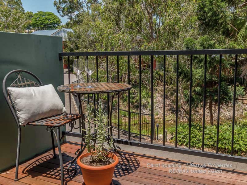 8/215 Creek Road, Mount Gravatt East QLD 4122