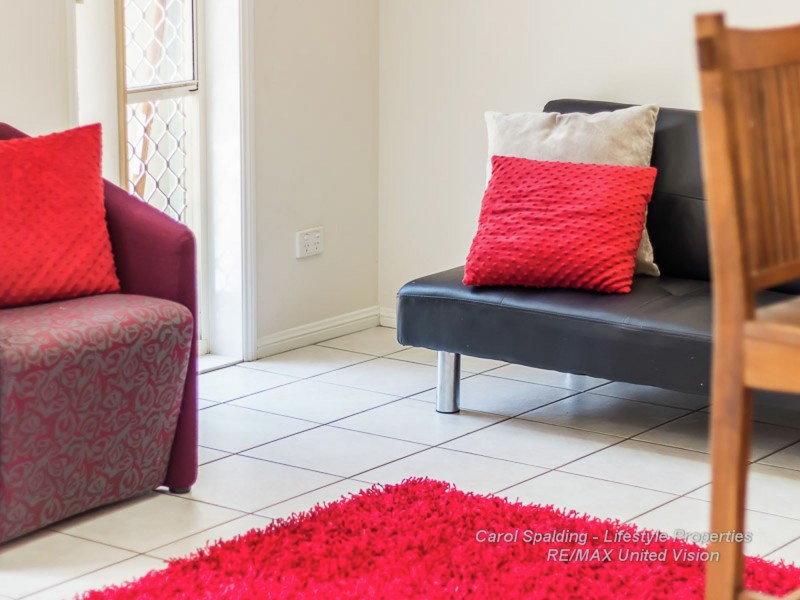 8/215 Creek Road, Mount Gravatt East QLD 4122