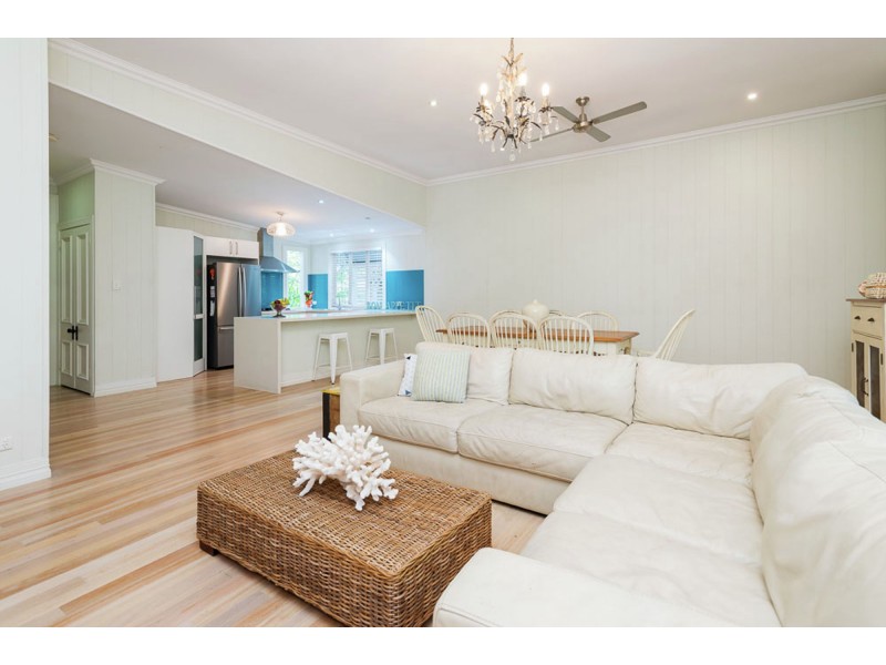 9 Edgar Street, East Brisbane QLD 4169