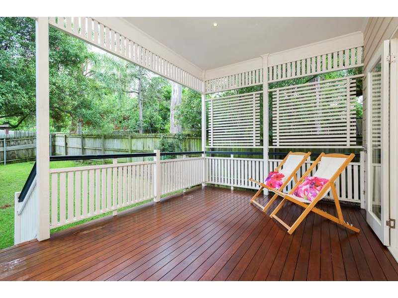 9 Edgar Street, East Brisbane QLD 4169