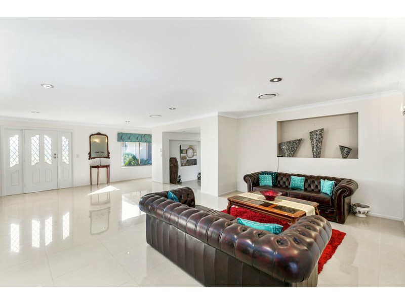 60 Tyberry Street, Chandler QLD 4155