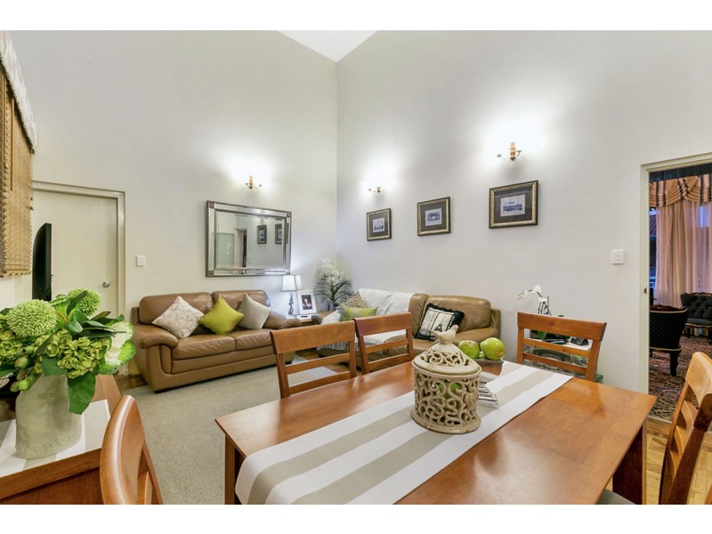 3/32 Kirkland Avenue, Coorparoo QLD 4151