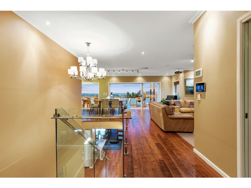 6 Torquay Court, Carina QLD 4152