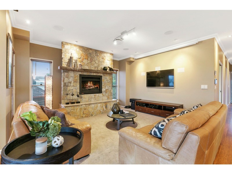 6 Torquay Court, Carina QLD 4152