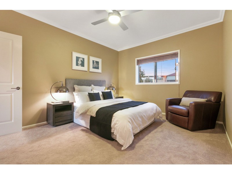 6 Torquay Court, Carina QLD 4152