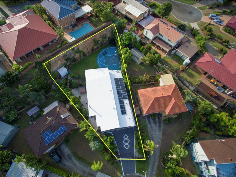 6 Torquay Court, Carina QLD 4152