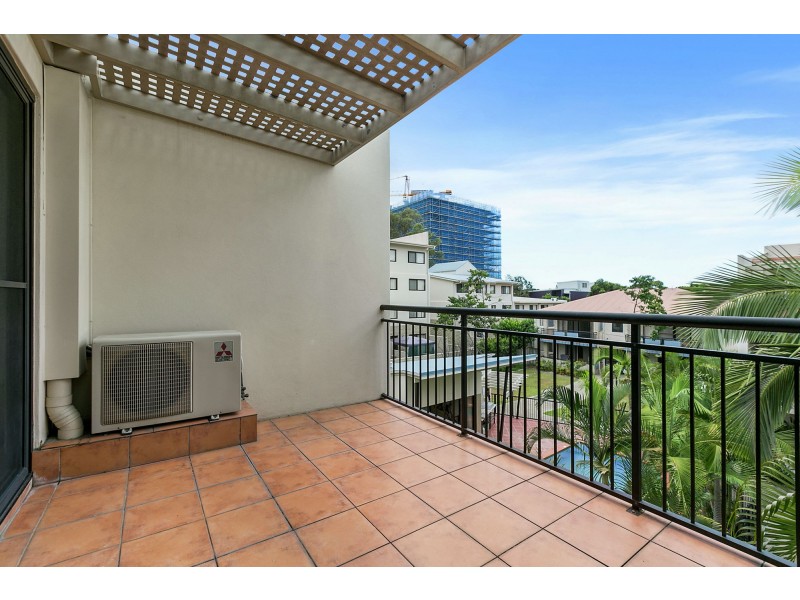 75/55 Harries Road, Coorparoo QLD 4151