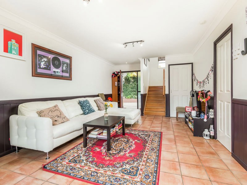 2/9 Orana Street, Carina QLD 4152