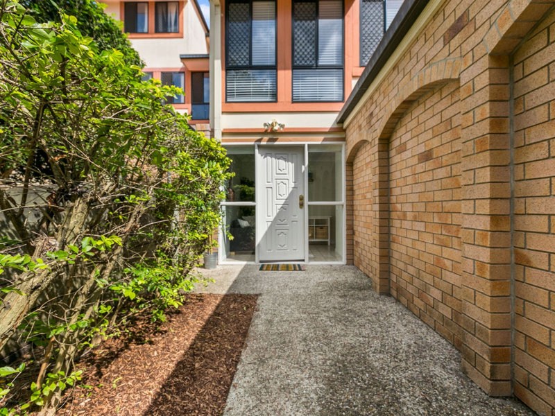 2/1180 Creek Road, Carina Heights QLD 4152