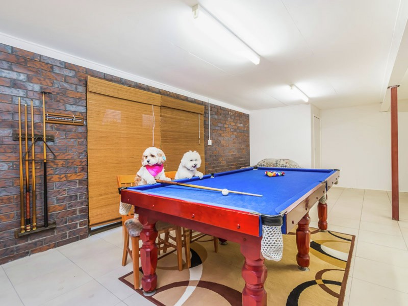 61 Bonneville Street, Holland Park West QLD 4121