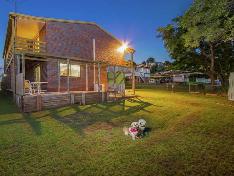 61 Bonneville Street, Holland Park West QLD 4121