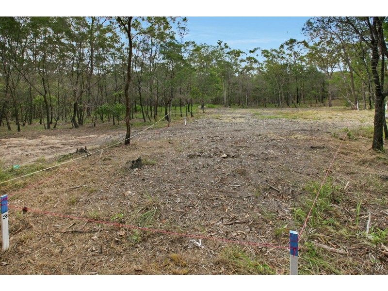 19 Ironbark Street, Carindale QLD 4152