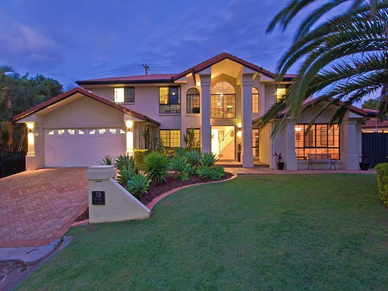 13 Ehlers Close, Carindale QLD 4152