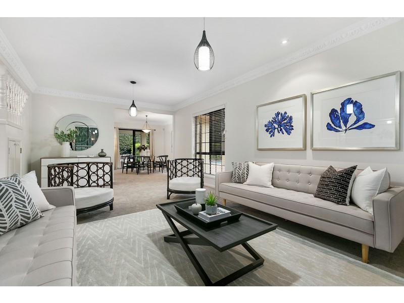 13 Ehlers Close, Carindale QLD 4152