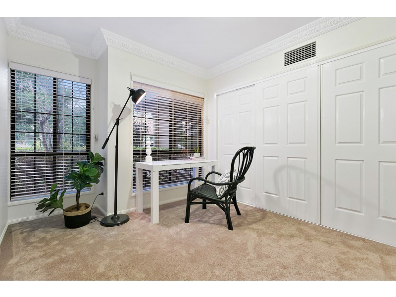 13 Ehlers Close, Carindale QLD 4152