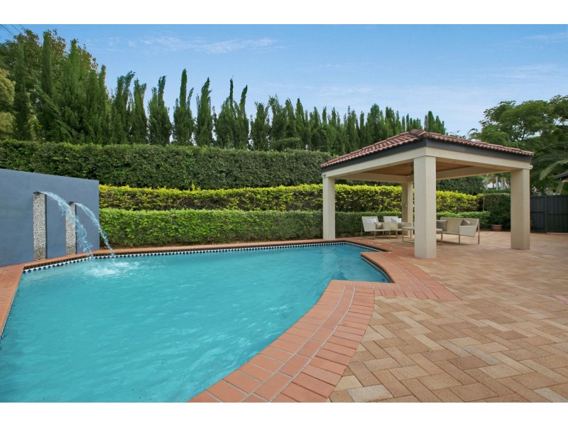 13 Ehlers Close, Carindale QLD 4152