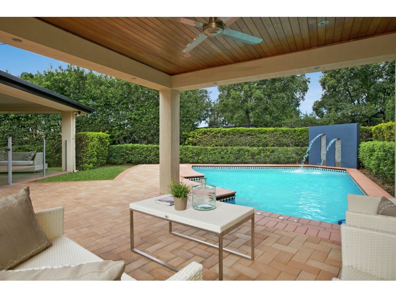 13 Ehlers Close, Carindale QLD 4152