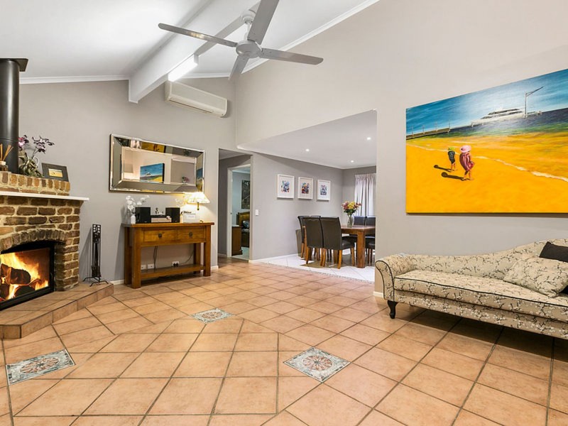 595 Ford Road, Priestdale QLD 4127