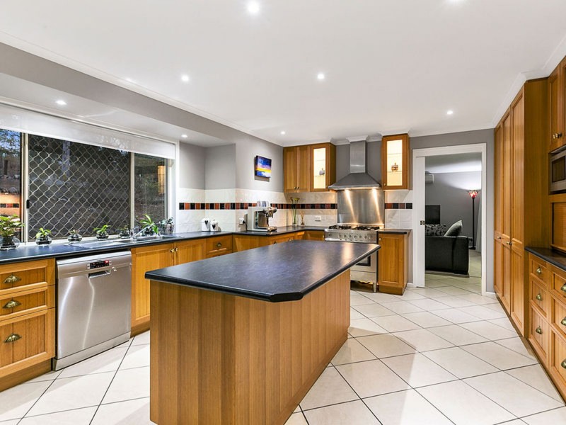 595 Ford Road, Priestdale QLD 4127