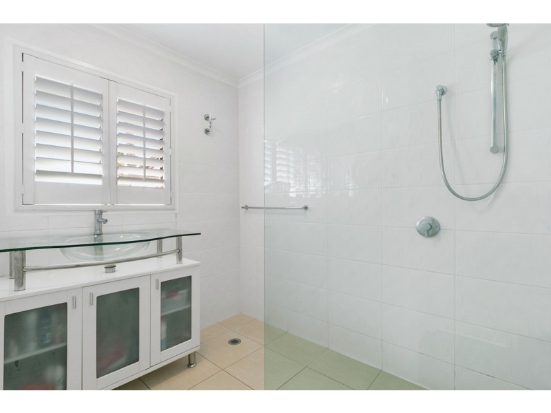 19 Brigadoon Street, Mansfield QLD 4122