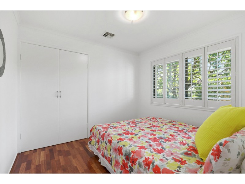 19 Brigadoon Street, Mansfield QLD 4122