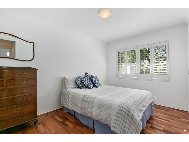 19 Brigadoon Street, Mansfield QLD 4122