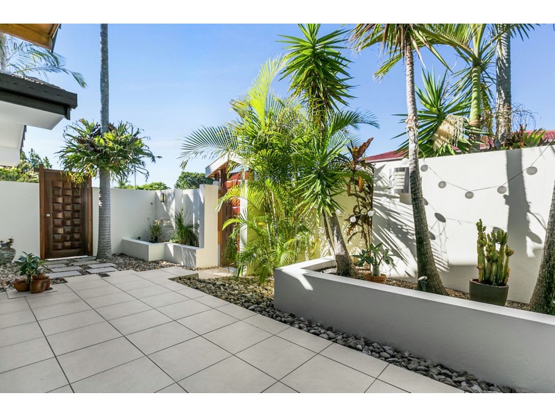 19 Brigadoon Street, Mansfield QLD 4122