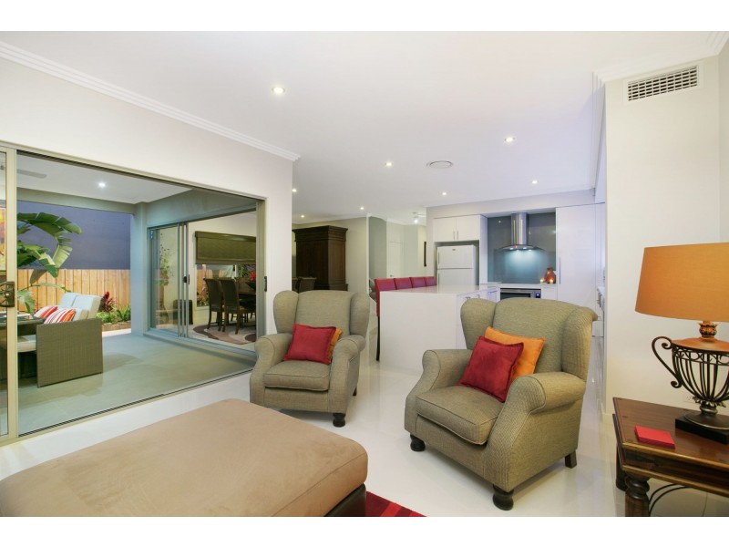 33a Eromanga Street, Carindale QLD 4152