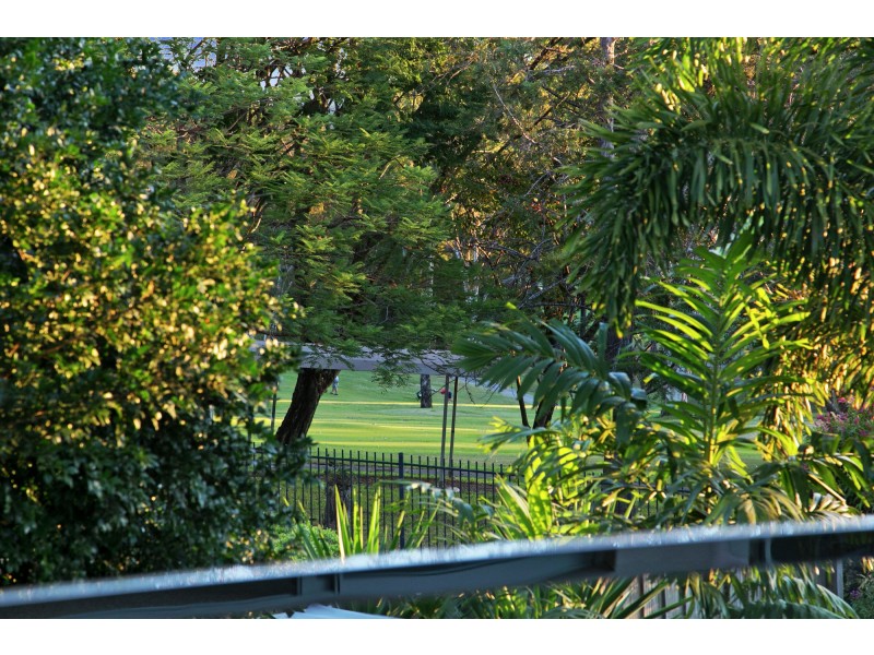 33a Eromanga Street, Carindale QLD 4152