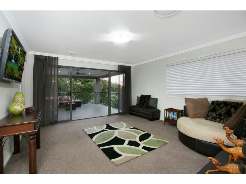 33a Eromanga Street, Carindale QLD 4152