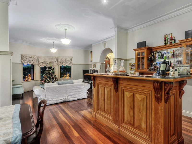 7 Ewer Street, Carindale QLD 4152