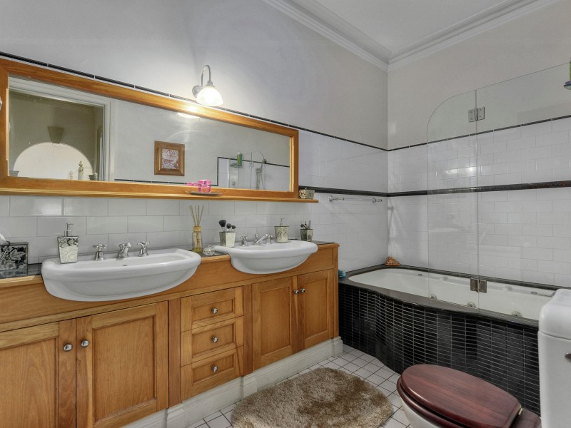 7 Ewer Street, Carindale QLD 4152