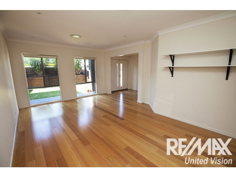 5 Yeates Close, Carindale QLD 4152