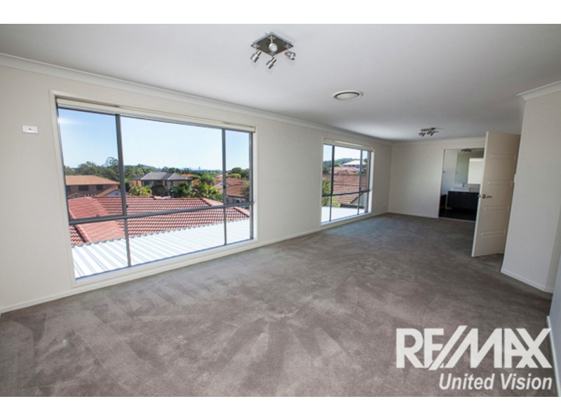 5 Yeates Close, Carindale QLD 4152
