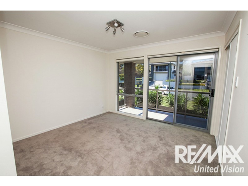 5 Yeates Close, Carindale QLD 4152