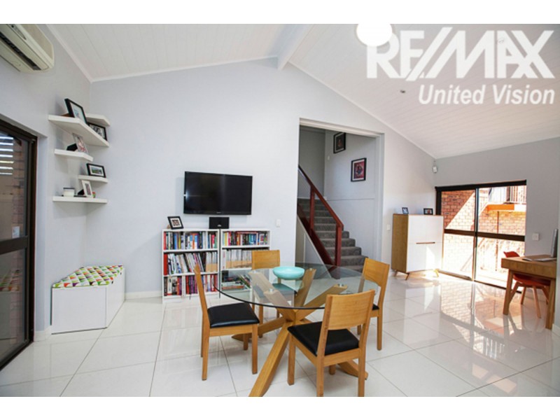 7 Raymore Crt, Carindale QLD 4152