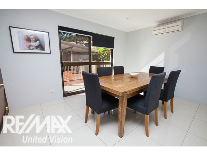 7 Raymore Crt, Carindale QLD 4152