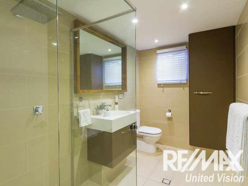 7 Raymore Crt, Carindale QLD 4152