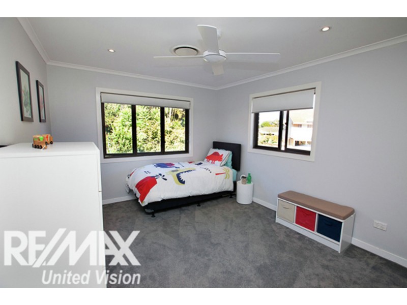 7 Raymore Crt, Carindale QLD 4152