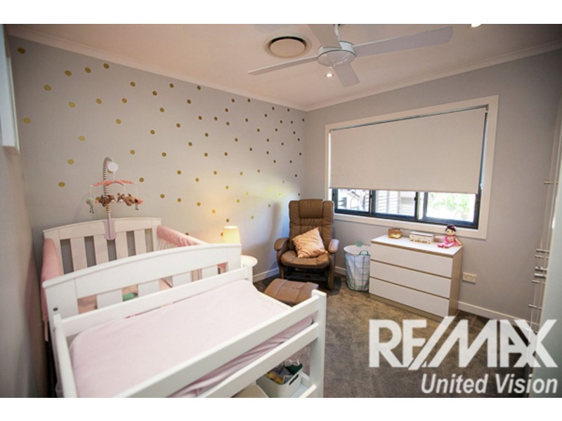 7 Raymore Crt, Carindale QLD 4152