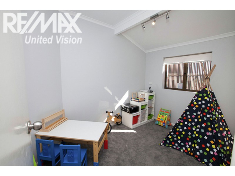7 Raymore Crt, Carindale QLD 4152