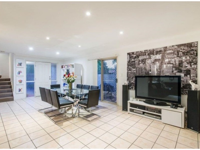 14 Matthews Way, Wakerley QLD 4154